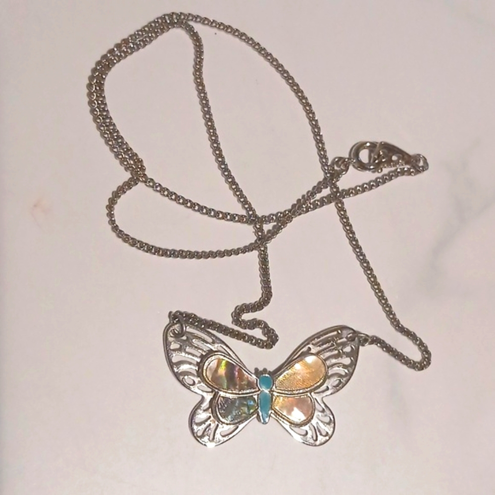 Butterfly In Flight Abalone Amway Artistry Necklace 18"
